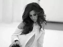 Vanessa Lane ottiene ...